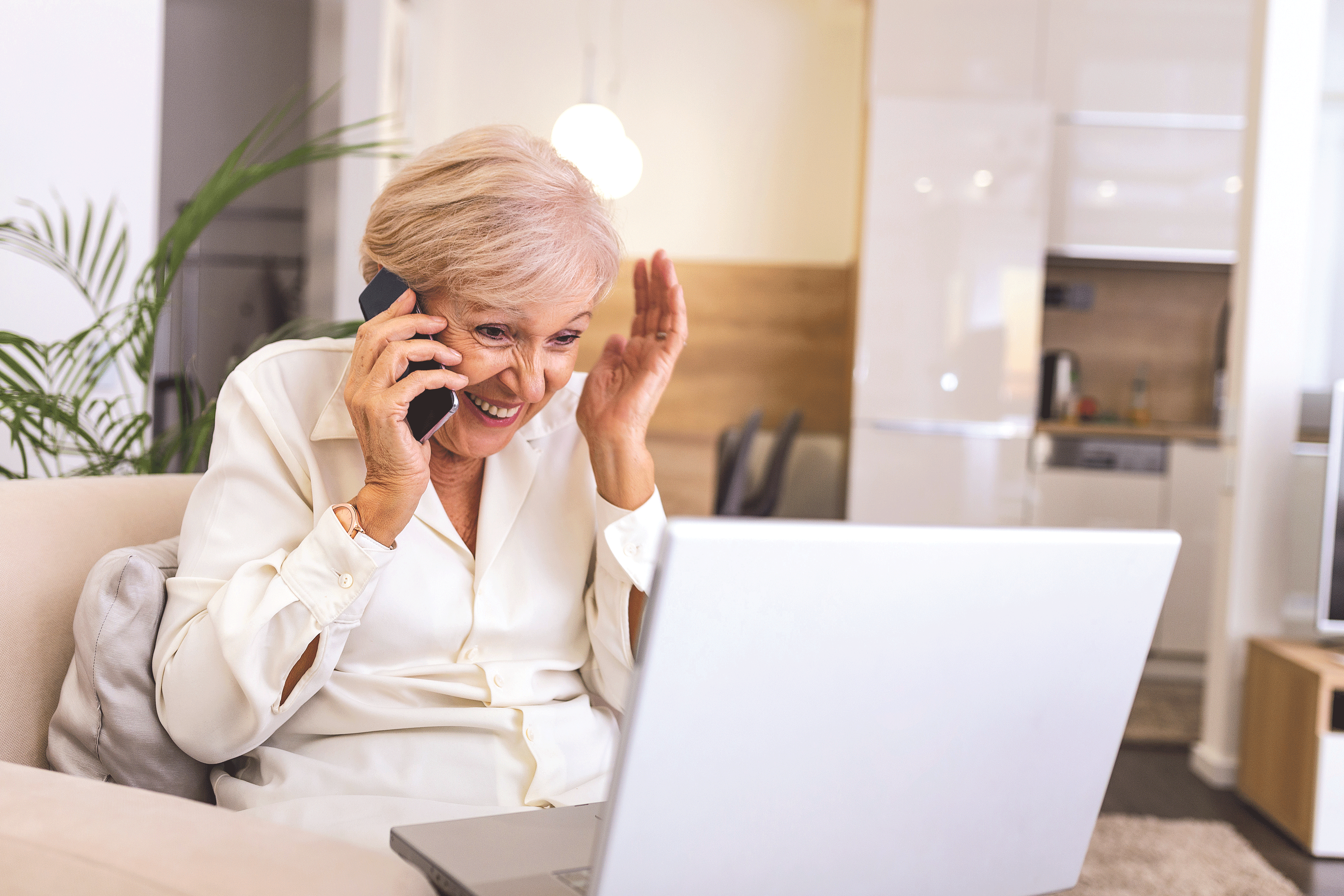 Staying Connected in a Digital Age - The Resurgence of Custom Birthday Cards