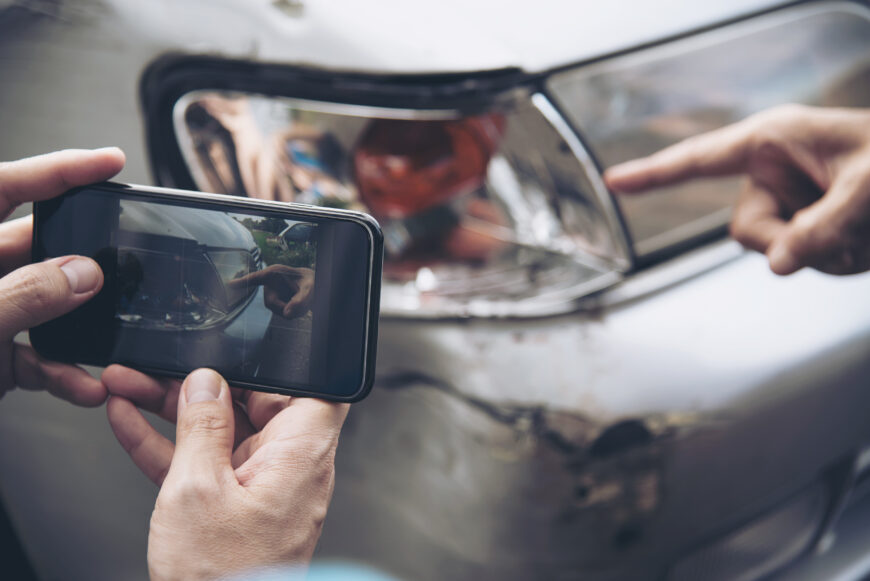 taking picture car accident